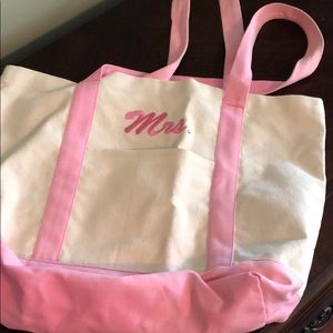 Tote bag